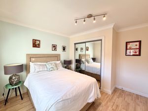 Photo 18- click for photo gallery